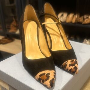 Elegant Black and Leopard Print Heels